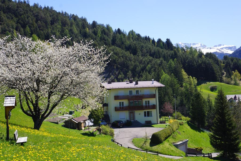 Apartment Illyria St. Ulrich in Gröden Exterior foto